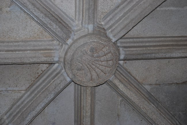 Motivo de la vieria del Camino de Santiago en la crucer�a de las b�vedas